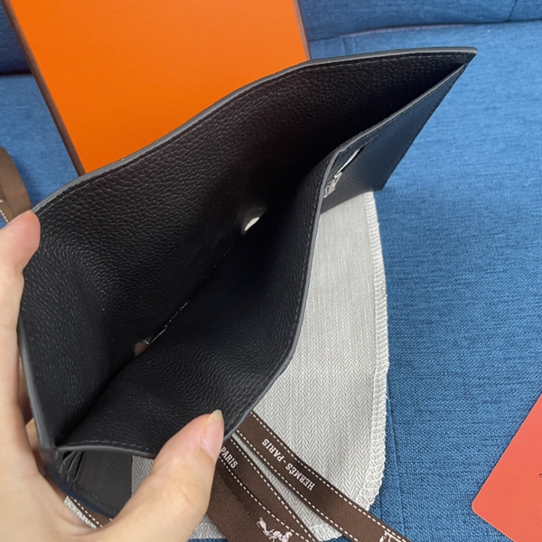 エルメス財布コピー着用イメージ